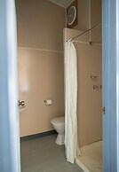 Tullah Lakeside Lodge