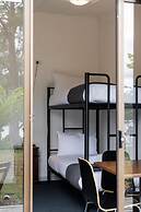 Tullah Lakeside Lodge