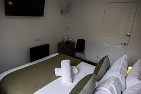 Tullah Lakeside Lodge