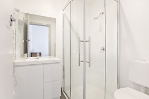 Tullah Lakeside Lodge