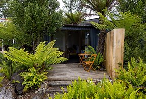 Tullah Lakeside Lodge