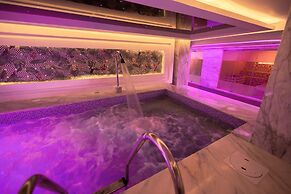 Bellagio Beach Resort