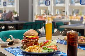 Bellagio Beach Resort