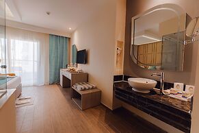 Bellagio Beach Resort