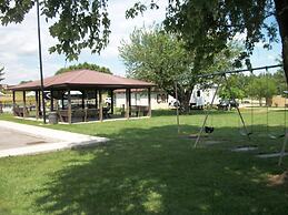 Budget Host Westgate Inn