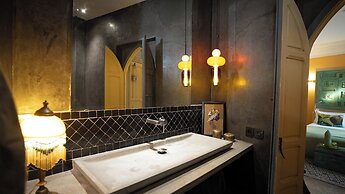 Riad Anata