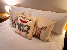 The Farmhouse at Fincham