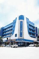 Hotel DreamWorld Araneta Cubao