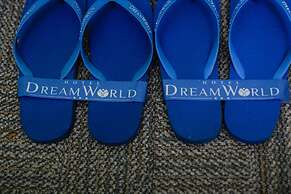 Hotel DreamWorld Araneta Cubao
