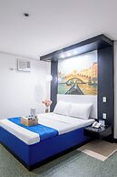 Hotel DreamWorld Araneta Cubao