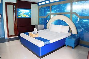 Hotel DreamWorld Araneta Cubao