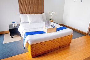 Hotel DreamWorld Araneta Cubao