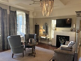 Manor House Hotel