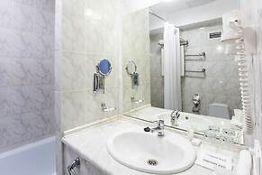 Best Western Plus Atakent Park Hotel