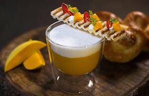 Courtyard by Marriott Bhopal