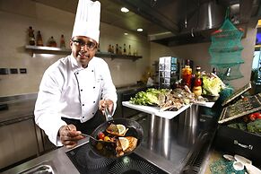 Oceanic Khorfakkan Resort And Spa