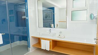 Oceanic Khorfakkan Resort And Spa