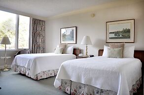 The Inn at Houndslake