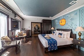 Heritage Line Violet cruise – Ha Long Bay & Lan Ha Bay