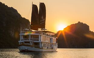 Heritage Line Violet cruise – Ha Long Bay & Lan Ha Bay