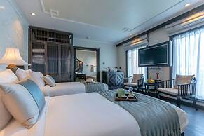 Heritage Line Violet cruise – Ha Long Bay & Lan Ha Bay