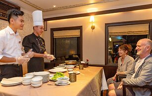 Heritage Line Violet cruise – Ha Long Bay & Lan Ha Bay