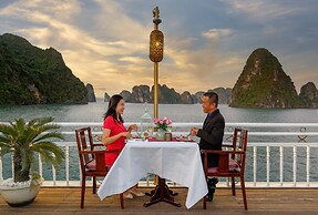 Heritage Line Violet cruise – Ha Long Bay & Lan Ha Bay