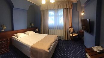 Nemchinovka Park Hotel