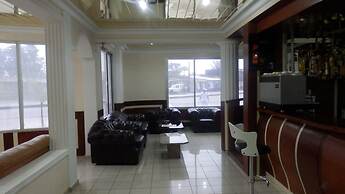 Afrique Hotel Douala Airport