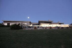 Almyra Waterfront Accommodation
