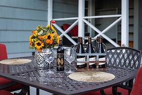Apple Tree Inn