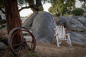 Apple Tree Inn