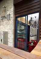 Hillel 11 Hotel
