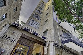 Hillel 11 Hotel