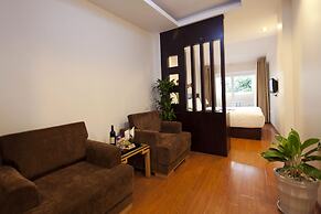 Rising Dragon Legend Hotel