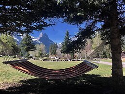 Banff Gate Mountain Resort