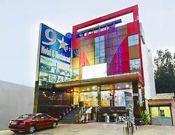 MD 9 Star Hotel