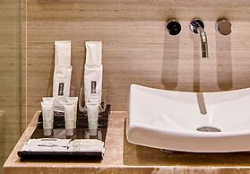 Goldfinch Hotel Mumbai