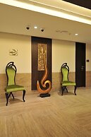 Goldfinch Hotel Mumbai