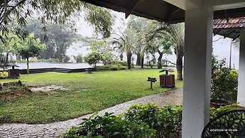 Deshadan Backwater Resort