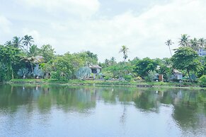 Deshadan Backwater Resort