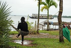 Deshadan Backwater Resort