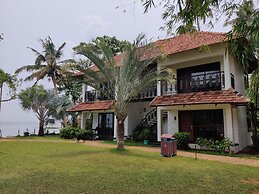 Deshadan Backwater Resort