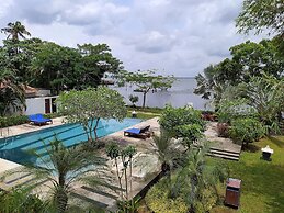 Deshadan Backwater Resort