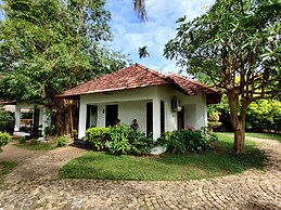 Deshadan Backwater Resort