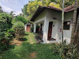 Deshadan Backwater Resort