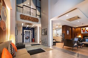 iCheck inn Gems Center Silom