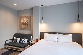 iCheck inn Gems Center Silom