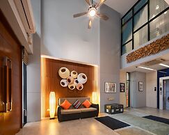 iCheck inn Gems Center Silom