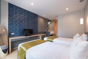 iCheck inn Gems Center Silom